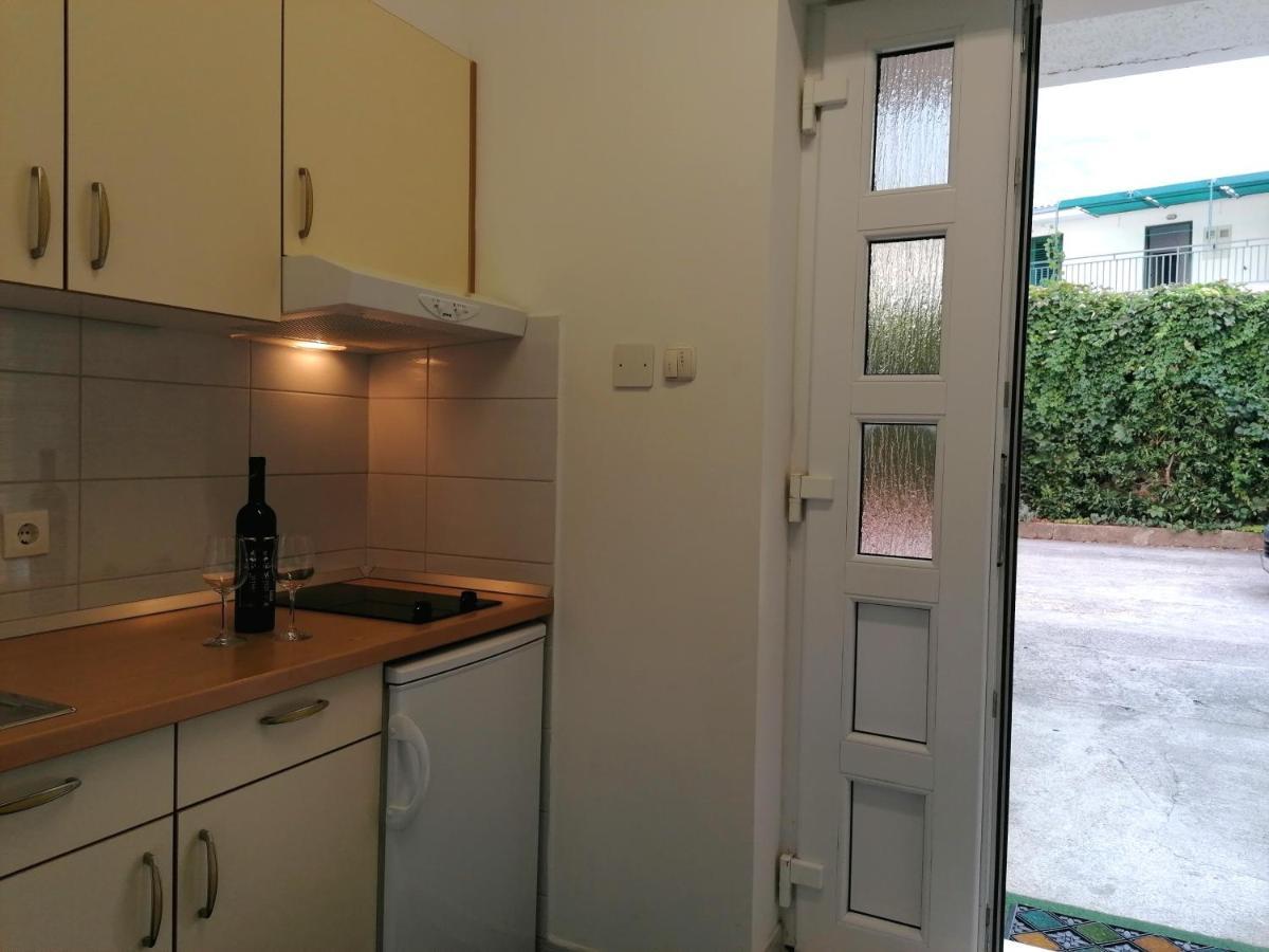 Apartments Melinda บาชกาโวดา ภายนอก รูปภาพ