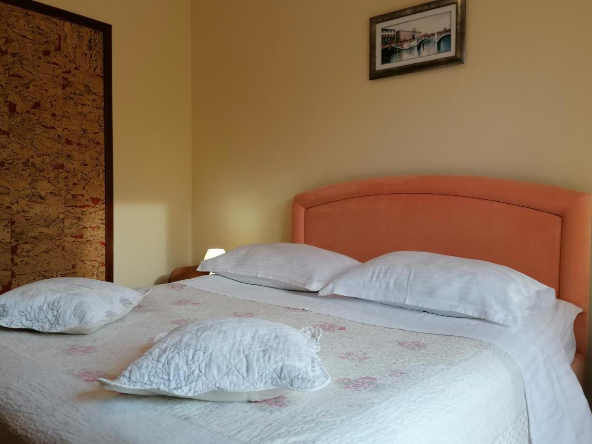 Apartments Melinda บาชกาโวดา ภายนอก รูปภาพ